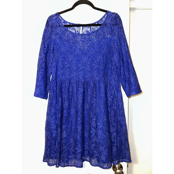 Free People Medium Shake it Up Mosaic Blue Lace Women’s Dress 3/4 Sleeve EUC - Picture 1 of 12